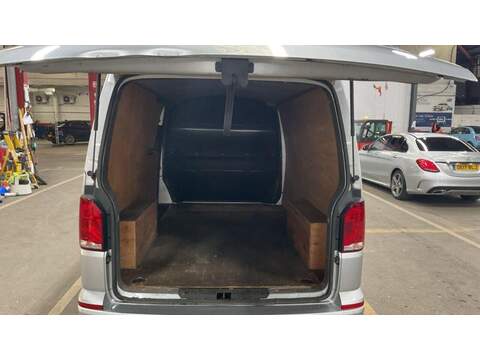 Volkswagen Transporter 2.0 TDI T32 Highline 4Motion LWB High Roof Euro 6 (s/s) 5dr - U706