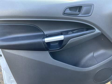 Ford Transit Connect 1.5 220 EcoBlue Trend Auto L1 Euro 6 (s/s) 5dr - U709