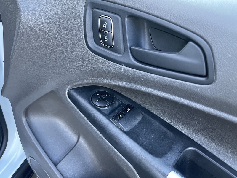 Ford Transit Connect 1.5 220 EcoBlue Trend Auto L1 Euro 6 (s/s) 5dr - U709