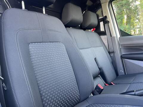 Ford Transit Connect 1.5 220 EcoBlue Trend Auto L1 Euro 6 (s/s) 5dr - U709