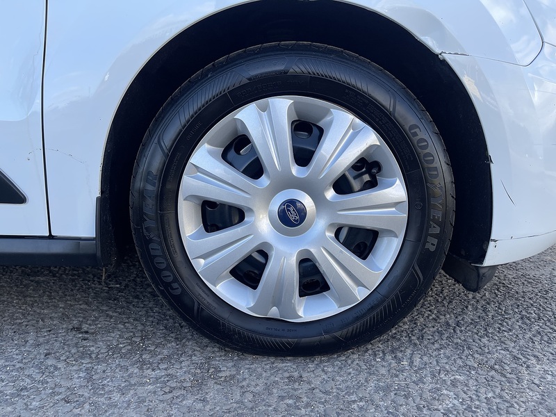 Ford Transit Connect 1.5 220 EcoBlue Trend Auto L1 Euro 6 (s/s) 5dr - U709