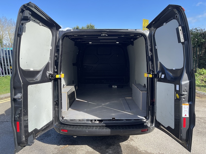 Ford Transit Custom 2.0 300 EcoBlue Limited L2 H1 Euro 6 (s/s) 5dr - U710