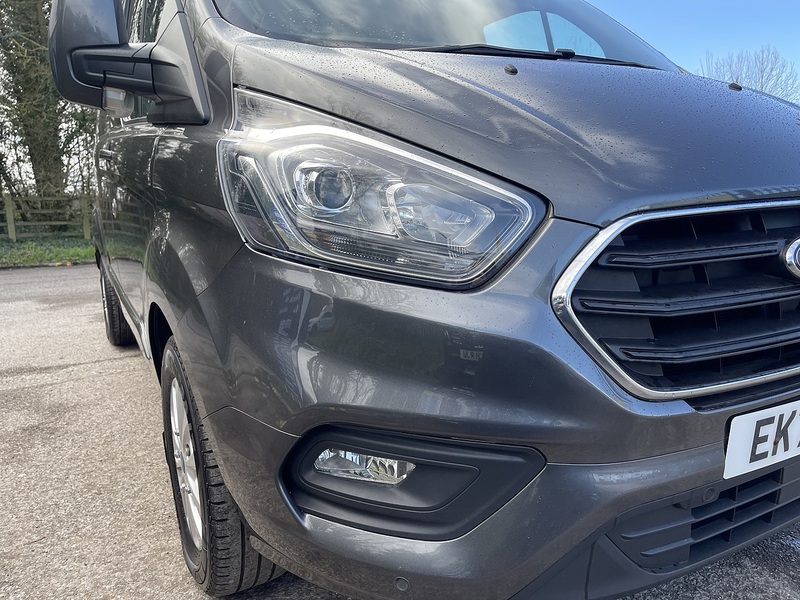 Ford Transit Custom 2.0 300 EcoBlue Limited L2 H1 Euro 6 (s/s) 5dr - U710