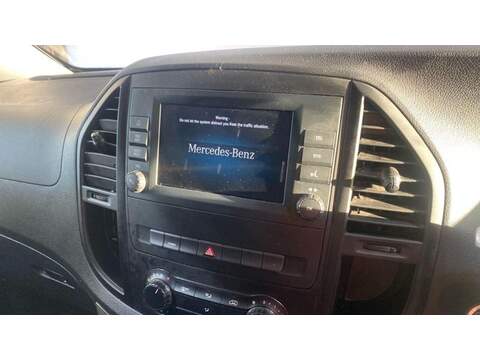 Mercedes-Benz eVito 116 e 66kWh Progressive Auto FWD L2 6dr (LWB) - U714
