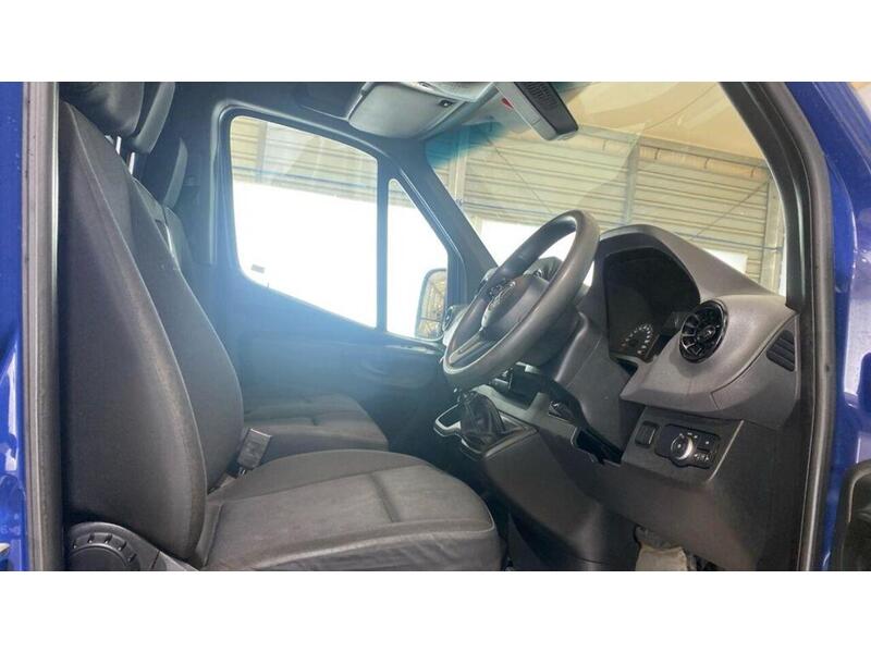 Mercedes-Benz Sprinter 2.0 315 CDI Progressive RWD L2 H2 Euro 6 (s/s) 5dr - U715