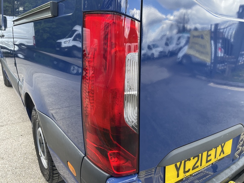 Mercedes-Benz Sprinter 2.0 315 CDI Progressive RWD L2 H2 Euro 6 (s/s) 5dr - U715