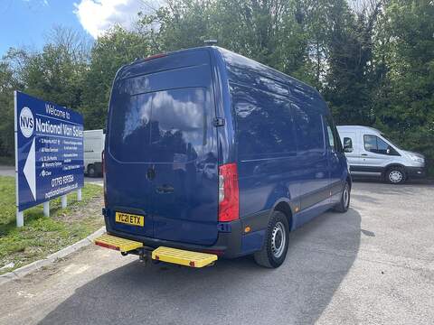 Mercedes-Benz Sprinter 2.0 315 CDI Progressive RWD L2 H2 Euro 6 (s/s) 5dr - U715