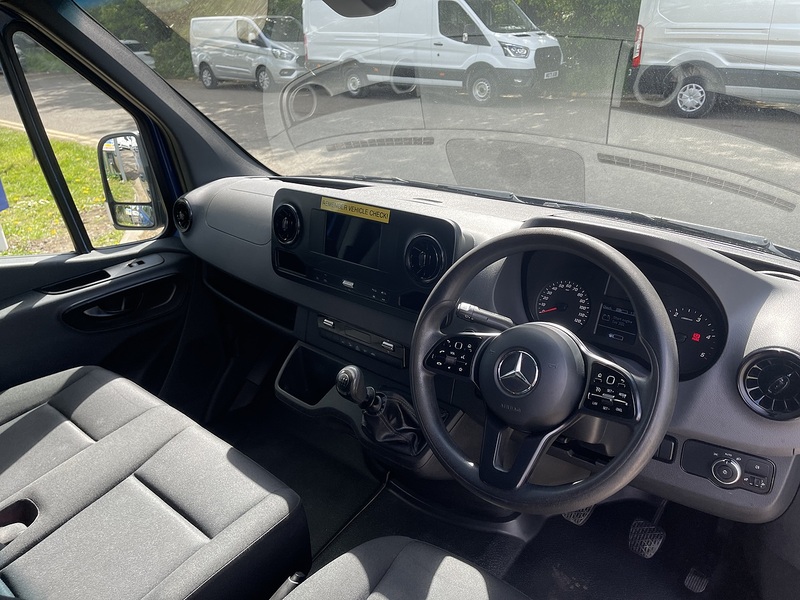 Mercedes-Benz Sprinter 2.0 315 CDI Progressive RWD L2 H2 Euro 6 (s/s) 5dr - U715