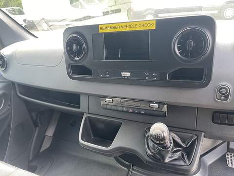 Mercedes-Benz Sprinter 2.0 315 CDI Progressive RWD L2 H2 Euro 6 (s/s) 5dr - U715