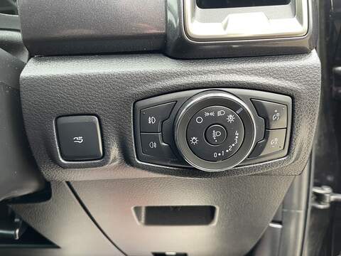 Ford Ranger 2.0 EcoBlue Wildtrak Auto 4WD Euro 6 (s/s) 4dr - U716