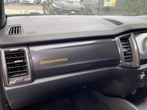 Ford Ranger 2.0 EcoBlue Wildtrak Auto 4WD Euro 6 (s/s) 4dr - U716