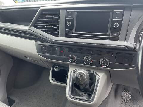 Volkswagen Transporter 2.0 TDI T28 Startline FWD SWB Euro 6 (s/s) 5dr - U717