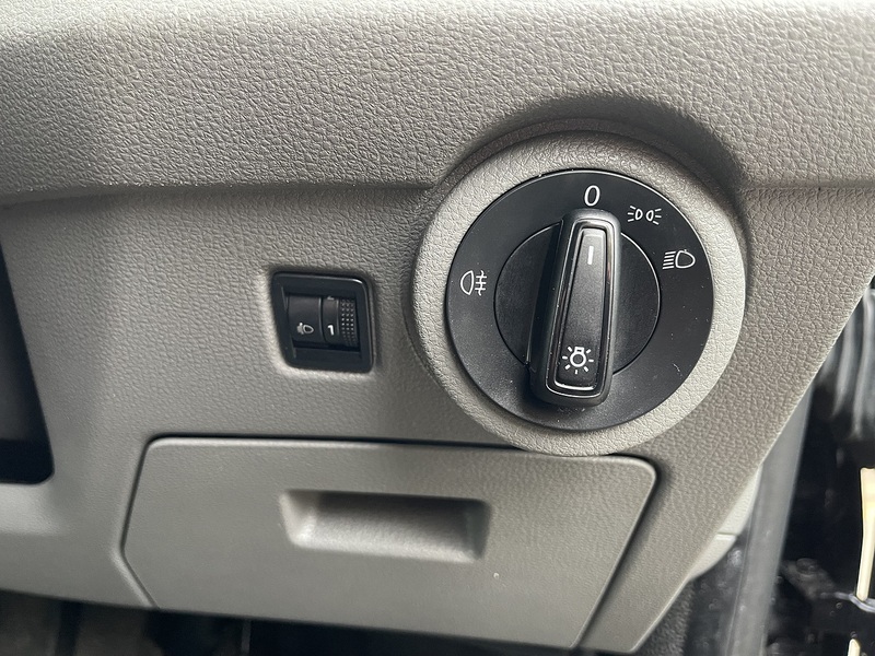 Volkswagen Transporter 2.0 TDI T28 Startline FWD SWB Euro 6 (s/s) 5dr - U717