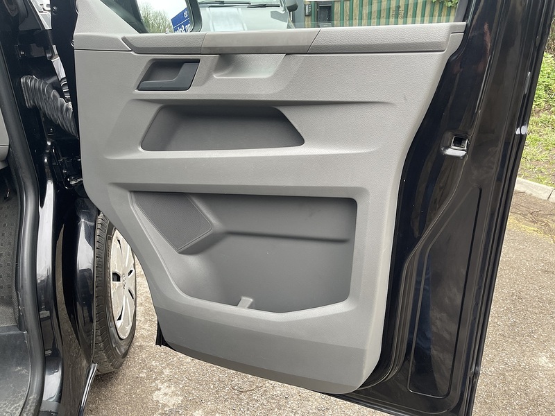 Volkswagen Transporter 2.0 TDI T28 Startline FWD SWB Euro 6 (s/s) 5dr - U717