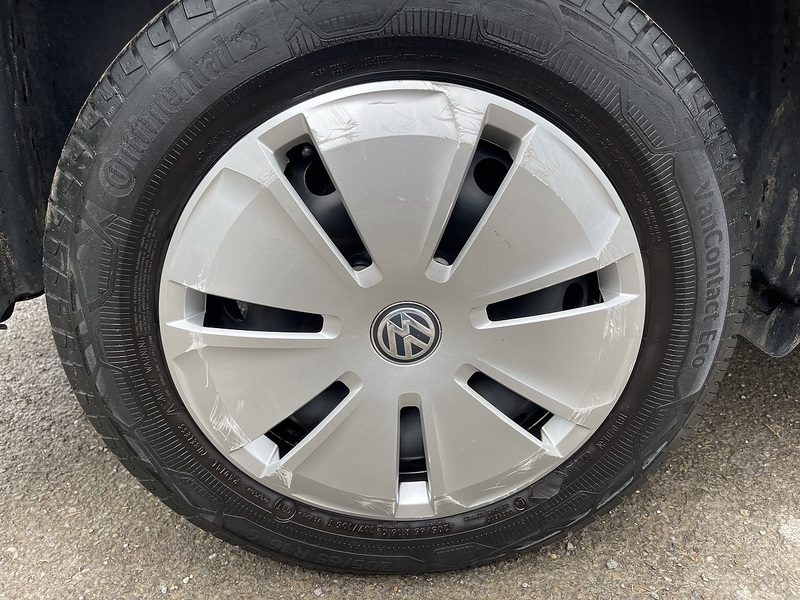 Volkswagen Transporter 2.0 TDI T28 Startline FWD SWB Euro 6 (s/s) 5dr - U717