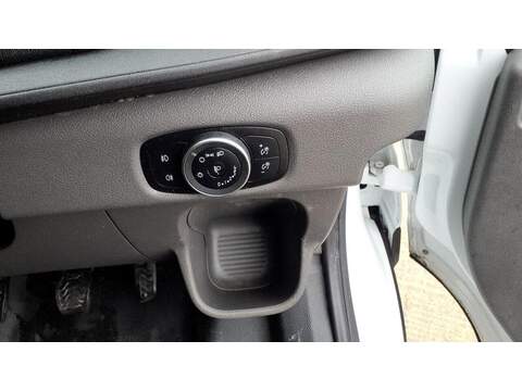 Ford Transit 2.0 350 EcoBlue Leader FWD L3 H3 Euro 6 (s/s) 5dr - U720