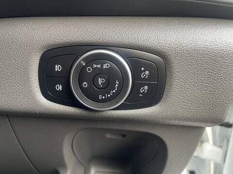 Ford Transit 2.0 350 EcoBlue Leader FWD L3 H3 Euro 6 (s/s) 5dr - U720