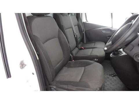 Renault Trafic 2.0 dCi ENERGY 30 Business+ LWB Standard Roof Euro 6 (s/s) 5dr - U721