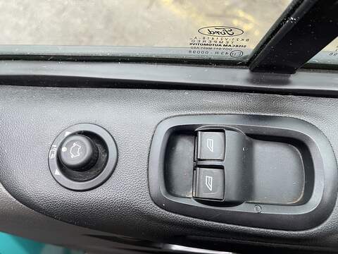 Ford Transit Custom 2.0 320 EcoBlue Trend Auto L1 H2 Euro 6 (s/s) 5dr - U723