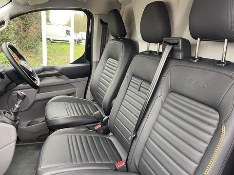 Ford Transit Custom 2.0 320 EcoBlue Trail L1 H1 Euro 6 (s/s) 5dr - U725