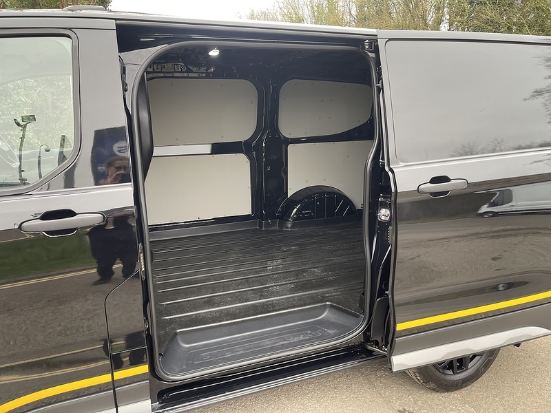 Ford Transit Custom 2.0 320 EcoBlue Trail L1 H1 Euro 6 (s/s) 5dr - U725