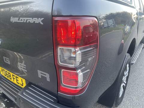 Ford Ranger 3.2 TDCi Wildtrak Auto 4WD Euro 5 4dr - U727