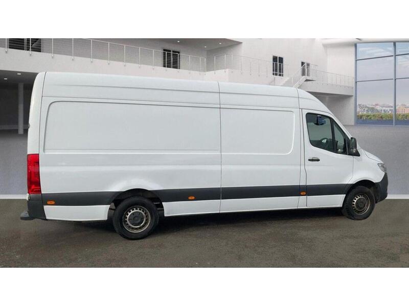 Mercedes-Benz Sprinter 2.0 315 CDI Progressive RWD L3 H2 Euro 6 (s/s) 5dr - U733
