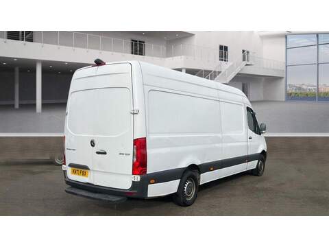 Mercedes-Benz Sprinter 2.0 315 CDI Progressive RWD L3 H2 Euro 6 (s/s) 5dr - U733