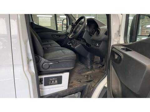 Mercedes-Benz Sprinter 2.0 315 CDI Progressive RWD L3 H2 Euro 6 (s/s) 5dr - U733