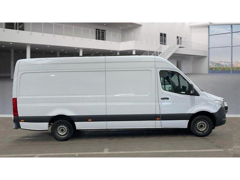 Mercedes-Benz Sprinter 2.0 315 CDI Progressive RWD L3 H2 Euro 6 (s/s) 5dr - U734