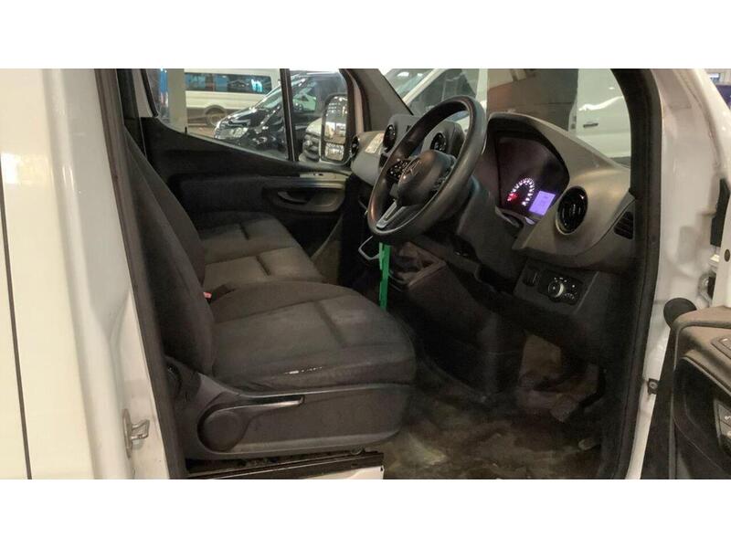 Mercedes-Benz Sprinter 2.0 315 CDI Progressive RWD L3 H2 Euro 6 (s/s) 5dr - U735