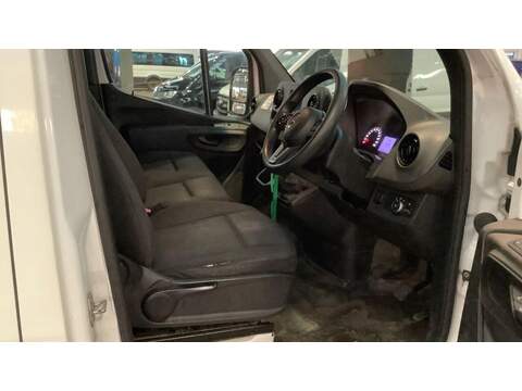 Mercedes-Benz Sprinter 2.0 315 CDI Progressive RWD L3 H2 Euro 6 (s/s) 5dr - U735