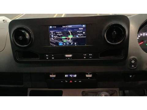 Mercedes-Benz Sprinter 2.0 315 CDI Progressive RWD L3 H2 Euro 6 (s/s) 5dr - U735