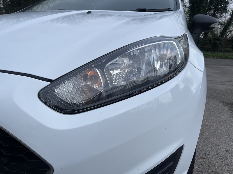 Ford Fiesta Van 1.5 TDCi Panel Van 3dr - U736