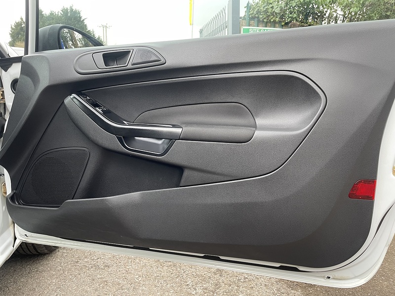 Ford Fiesta Van 1.5 TDCi Panel Van 3dr - U736