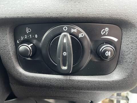 Ford Fiesta Van 1.5 TDCi Panel Van 3dr - U736