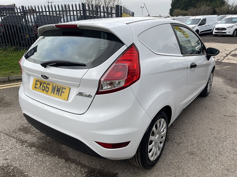 Ford Fiesta Van 1.5 TDCi Panel Van 3dr - U736