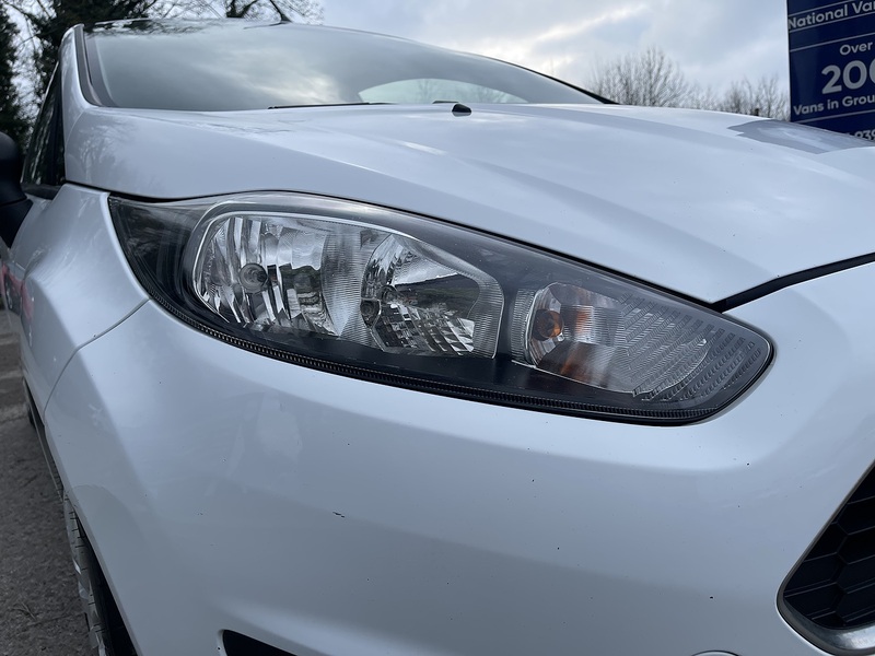 Ford Fiesta Van 1.5 TDCi Panel Van 3dr - U736