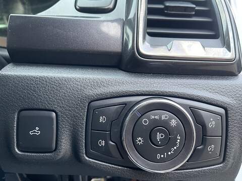 Ford Ranger 2.0 EcoBlue Wildtrak Auto 4WD Euro 6 (s/s) 4dr - U741
