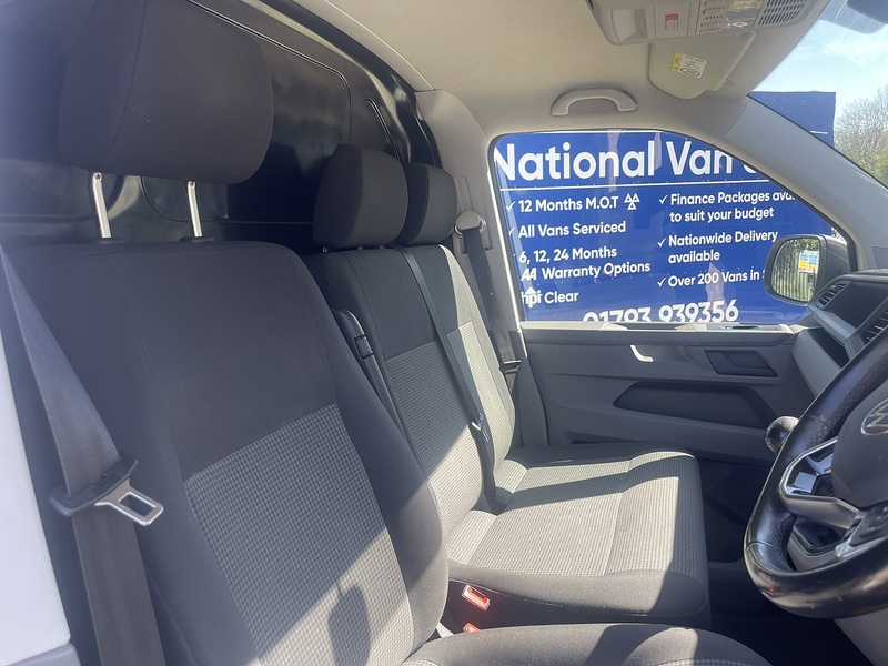 Volkswagen Transporter Transporter Startline Panel Van 1 Manual Diesel - U745