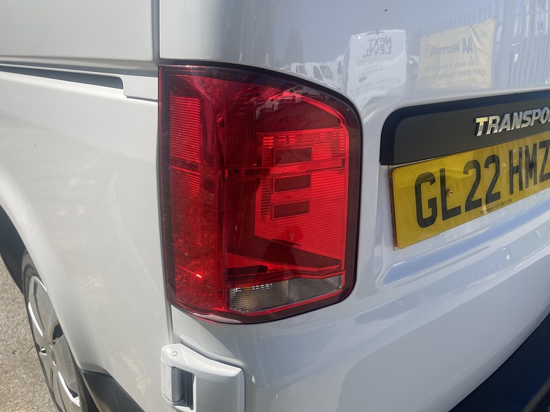 Volkswagen Transporter Transporter Startline Panel Van 1 Manual Diesel - U745