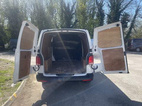 Volkswagen Transporter Transporter Startline Panel Van 1 Manual Diesel - U745