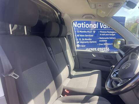 Volkswagen Transporter Transporter Startline Panel Van 1 Manual Diesel - U745