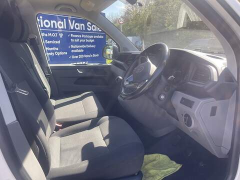 Volkswagen Transporter Transporter Startline Panel Van 1 Manual Diesel - U745