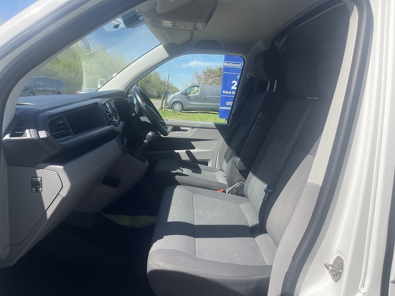 Volkswagen Transporter Transporter Startline Panel Van 1 Manual Diesel - U745