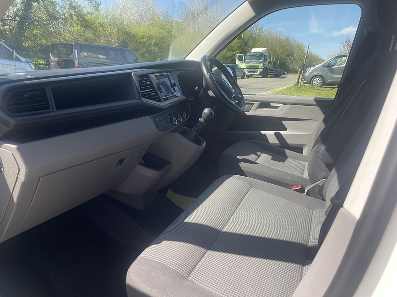 Volkswagen Transporter Transporter Startline Panel Van 1 Manual Diesel - U745