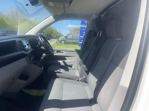 Volkswagen Transporter Transporter Startline Panel Van 1 Manual Diesel - U745