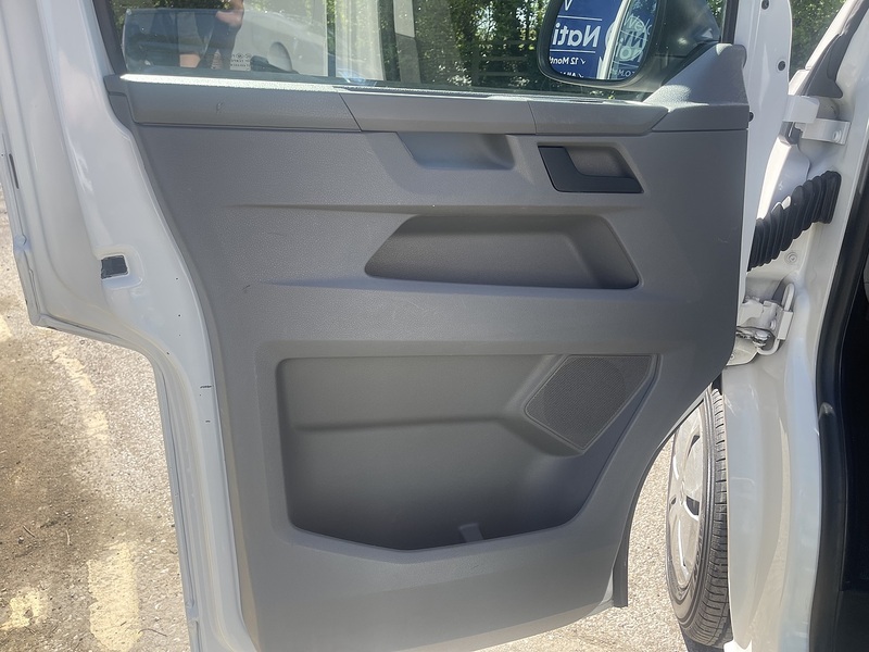 Volkswagen Transporter Transporter Startline Panel Van 1 Manual Diesel - U745