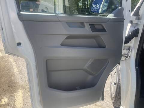 Volkswagen Transporter Transporter Startline Panel Van 1 Manual Diesel - U745