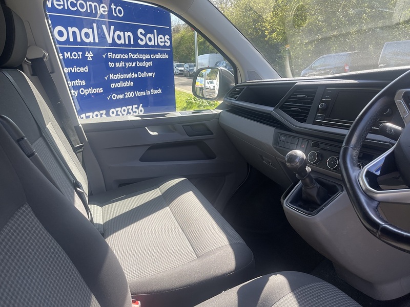 Volkswagen Transporter Transporter Startline Panel Van 1 Manual Diesel - U745